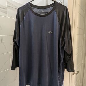Oakley Men's Dark Blue 3/4 Sleeve Shirt